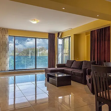 Athena Apartament *